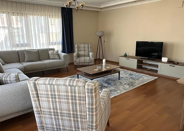 Corner Luxury Suit